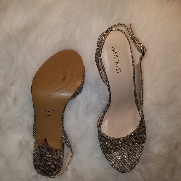 Shoes - Picture 3 of 3